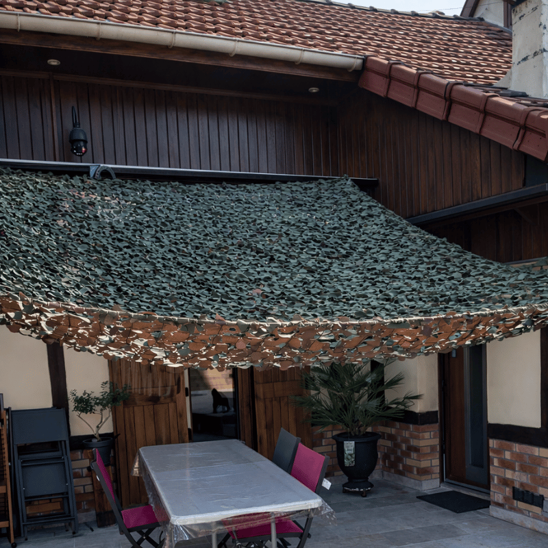 Dreieckiges Bundeswehr-Tarnnetz